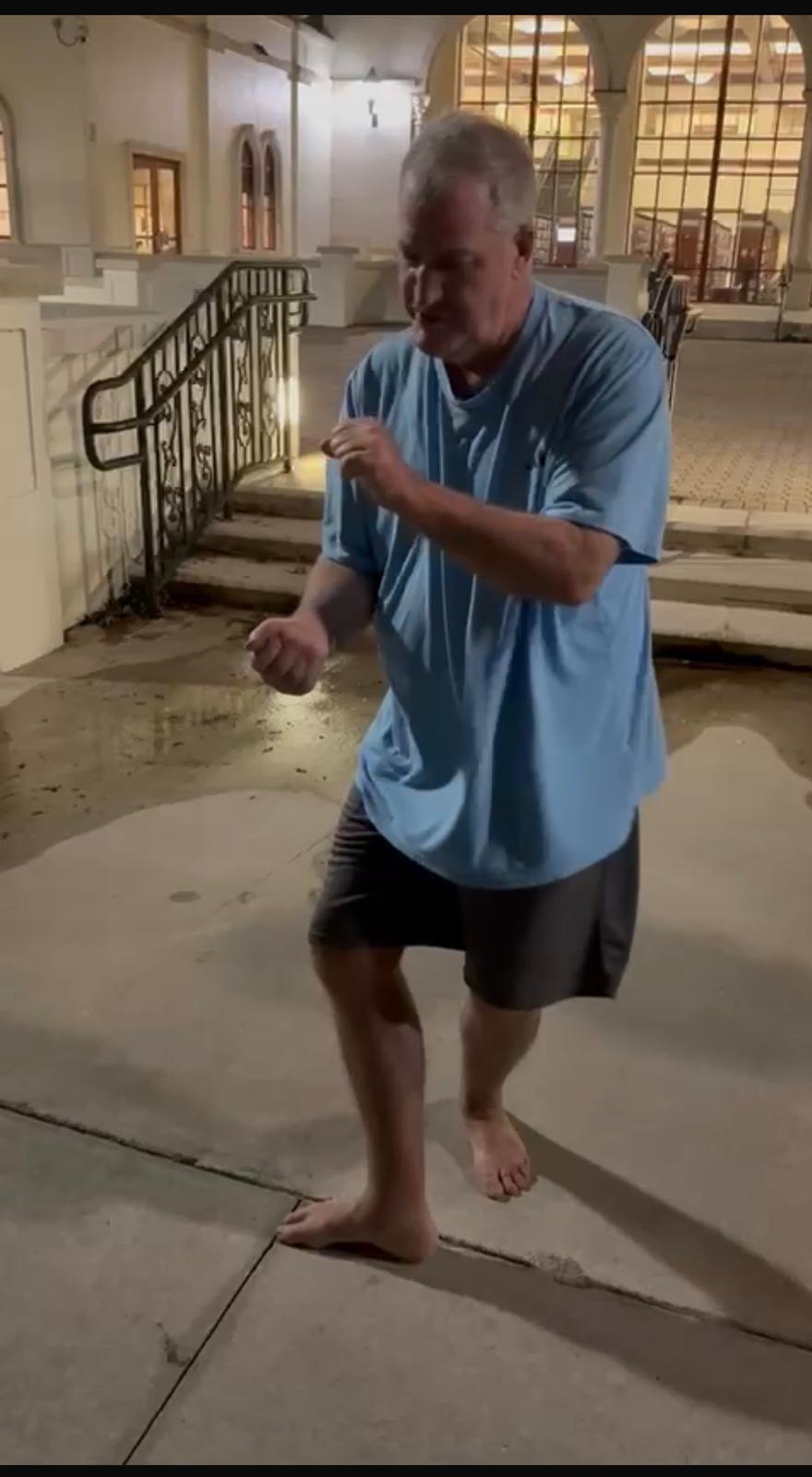 Flowing Hands teaching demonstration
